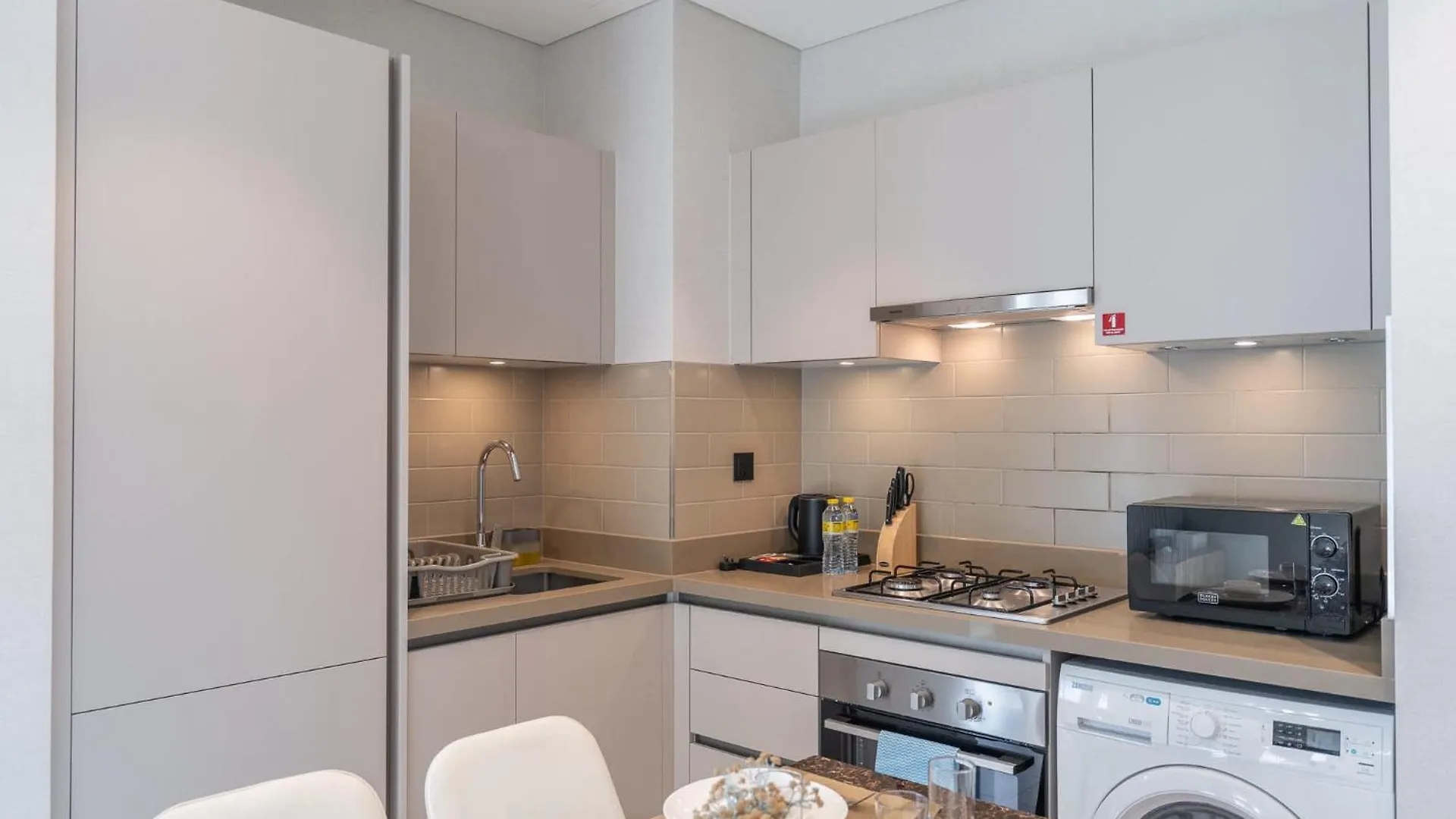 1 Bedroom Apartment In Sobha Creek Vistas Perfect For 3 Dubai 0*,