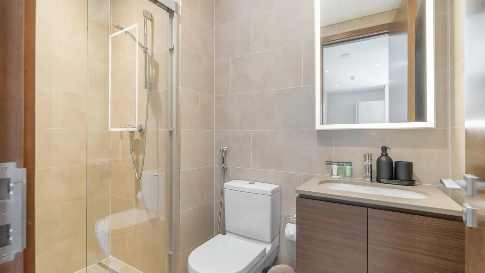 1 Bedroom Apartment In Sobha Creek Vistas Perfect For 3 Dubai